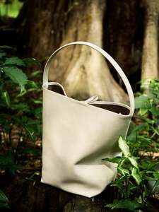 Dropshipping 2025 cuero de vaca estilo perezoso bolso de cubo de cuero genuino de gran capacidad de un solo hombro bolso de mano de cuero genuino - Product Image 4