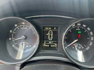 รถยนต์มือสอง JX Auto <span class=keywords><strong>Skoda</strong></span> Superb 1.8 TSI: 160 แรงม้า เทอร์โบ พาวเวอร์  กระโปรงท้าย 565 ลิตร และห้องโดยสารกว้างขวาง - เหมาะสำหรับการเดินทางท่องเที่ยวแบบครอบครัว - Product Image 6