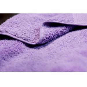 Eleve su rutina de baño con toallas de algodón turco al 100 por ciento diseñadas para una máxima absorción, comodidad y atemporal de felpa - Product Image 3