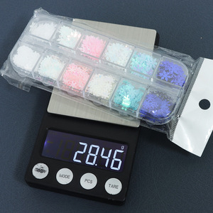 Flocon de neige bleu hivernal Nail Art Décorations Iridescent White Glitter Flakes Paillettes Fournitures de <span class=keywords><strong>manucure</strong></span> Accessoires pour ongles de Noël - Product Image 4