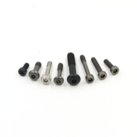 Vis captives à tête cylindrique avec capuchon de fixation rapide, en acier inoxydable sur mesure, finition oxyde noir, à ressort, avec rondelle de borne personnalisée