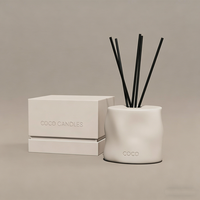 Coffret cadeau diffuseur de parfum en céramique C&H avec bouteille et bâtonnets