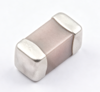 Condensateur à puce CL10C120JB8NNNC 50V ±5% pour l'adaptation des oscillateurs à quartz et l'adaptation des circuits RF, en stock, expédition rapide