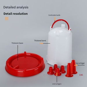 <span class=keywords><strong>Bebedero</strong></span> Manual Resistente para Aves de Corral de 1.5L con 4 Patas de Soporte y Base <span class=keywords><strong>Antivuelco</strong></span> para Cría de Pollitos y Patitos - Product Image 2