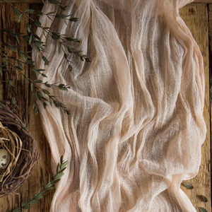 Vente en gros Chemin de table en gaze jacquard élégant brodé en étamine pour dîner et faire la fête pour Noël Saint Valentin - Product Image 4