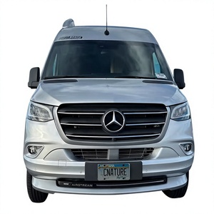 Fourgonnette Sprinter 2023 3500 4x4 Turbo Diesel à faible kilométrage, conduite à gauche, automatique, intérieur tissu, jantes R17, 7 places, phares LED - Product Image 1