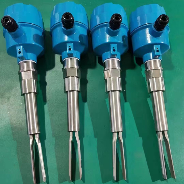Liquid Dust Particles Turning Fork Level Switch Rotary Paddle Level Sensor Indicator for Sale