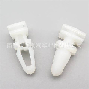 Fixateur de garniture de seuil de porte Shuangxuan 51478234047 en plastique pour BMW, pièce unique - Product Image 3
