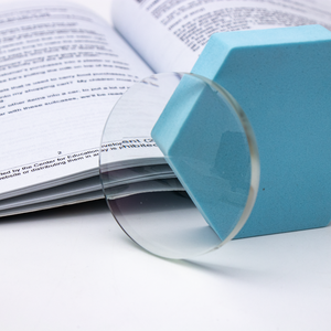 Lentes Oftálmicas Asféricas con Bloqueo de Luz Azul MR8 <span class=keywords><strong>1.61</strong></span>, Resina CR39, Efecto Visión Única, Revestimiento AR, Blanco Transparente - Product Image 3