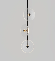 Suspension Coral Trio Rod Off Center pour salle de bain et chambre à coucher
