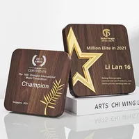 TM-2026110 Plaque en bois personnalisable avec étoile en métal, design personnalisé, médaille en bois pour récompense, impression UV