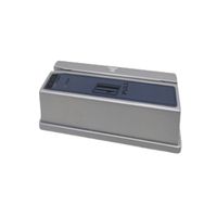 Lecteur de cartes pour accès aux guichets automatiques