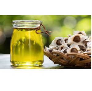 น้ำมันมะรุมสมุนไพร น้ำมันพืชธรรมชาติ น้ำมันเมล็ดมะรุมบริสุทธิ์ สำหรับบำรุงผิวและเส้นผม ใช้ในอโรมาเธอราพีและเครื่องสำอาง จำหน่ายแบบขายส่ง - Product Image 1