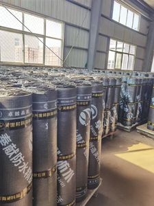 <span class=keywords><strong>Membrane</strong></span> d'étanchéité bitumineuse SBS Torch 3mm 4mm pour toitures, sous-sols et applications extérieures, garantie 5 ans, résistante aux UV - Product Image 6