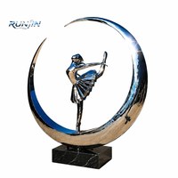 Sculpture de ballerine en acier inoxydable, figurine de danseuse de ballet, statue en forme de croissant de lune polie miroir, fabrication sur mesure