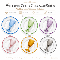 Assiette de présentation de 13 pouces à bord peint pour mariage, banquet, fête, location de vaisselle, ensemble de gobelets en verre gaufré coloré en gros