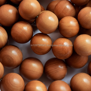 Mini perle de bois de santal Mala 54 perles naturelles avec arôme doux collier de méditation de voyage parfait pour la concentration spirituelle et le calme - Product Image 1