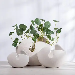 新款现代瓷瓶蛋壳形陶瓷花瓶家居装饰装饰花卉