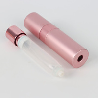 Personnalisation haut de gamme en aluminium Mini tempérament rechargeable Essentials de voyage 8ml cosmétiques parfum vaporisateur bouteille en aluminium
