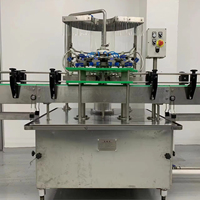 Machine de remplissage d'eau pure en bouteille pour la ligne de traitement des boissons