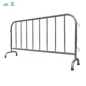 Barrière de circulation durable en acier inoxydable 201 de 2000*1000mm, réflecteur prismatique haute intensité pour la circulation routière extérieure - Product Image 3