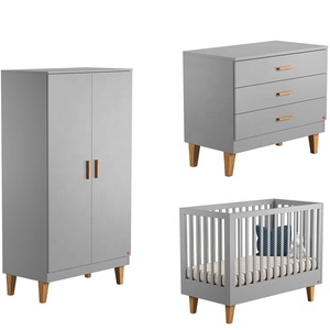 Set di Mobili per Cameretta in Legno Massello con Lettino, Armadio e Cassettiera <span class=keywords><strong>Fasciatoio</strong></span> a 6 Cassetti - Product Image 2