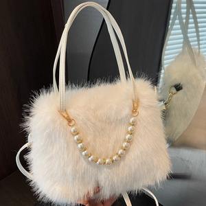 Nuevo bolso de felpa estilo invierno, elegante y versátil, bolso de hombro para mujer, bolso cruzado, bolso de mano - Product Image 1