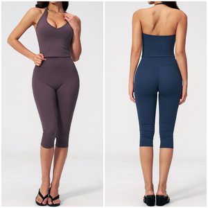 Conjunto Deportivo de Dos Piezas para Mujer TZ5529-14: <span class=keywords><strong>Top</strong></span> Halter Sexy con Relleno y Push-Up para Yoga y Leggings Capri de Cintura Alta de <span class=keywords><strong>Nylon</strong></span> para Moldear la Figura - Product Image 3
