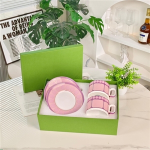 Ensemble de tasses à café arabes et soucoupes au design moderne et original, vaisselle en céramique écologique pour fêtes, en porcelaine à l'os, prix de gros - Product Image 6