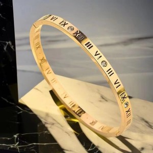 Bracciale di Tendenza in Acciaio al Titanio Light Luxury con Zirconi Micro-Incastonati <span class=keywords><strong>per</strong></span> Donna, Popolare e di Tendenza, Braccialetto di <span class=keywords><strong>Coppia</strong></span> alla Moda - Product Image 6