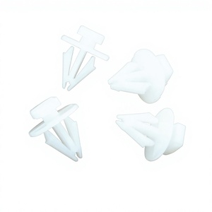 Sujetador de Plástico Aopin 10.5x7.5mm para Paneles de Carrocería, Clips de Retención para Molduras Automotrices, Material PP Blanco - Product Image 3