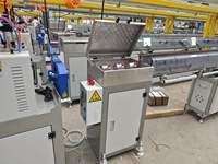 Machine d'extrusion de filament d'impression 3D bicolore, machine de fabrication de filament 3D multicolore