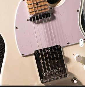 กีตาร์ไฟฟ้า 6 สาย TR1 รุ่นขายดี ตัวกีตาร์ทำจากไม้บาสวูด คอทำจากไม้เมเปิล ฟิงเกอร์บอร์ดทำจากไม้โรสวูด - Product Image 6