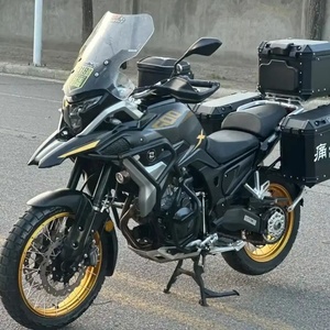Motocicleta de Aventura KOVE 500X de 500cc, Bicilíndrica en Paralelo, Refrigerada por Agua, de Alto Rendimiento, con Velocidad de 180km/h - Product Image 1