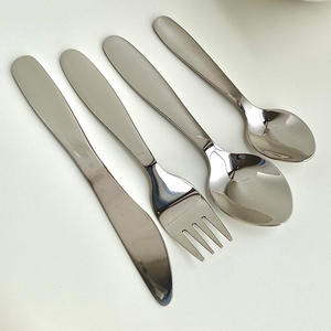 Juego de cuchillo, tenedor y cuchara para niños A62, acero inoxidable 304, cuerpo recto, color sólido, para niños pequeños, calidad de primera clase - Product Image 2
