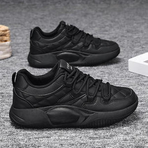 أحذية جري بأربطة للنساء YZ-تنفس شبكة مانعة للإنزلاق الخريف/الشتاء سوداء بالكامل مريحة لفترة طويلة - Product Image 1