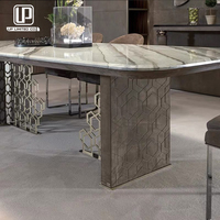 Table à manger en marbre moderne de luxe de haute qualité italienne pour 10 personnes, idéale pour les appartements, meubles de salle à manger personnalisables