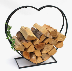 Porta Leños Minimalista <span class=keywords><strong>de</strong></span> Estilo Japonés en Forma <span class=keywords><strong>de</strong></span> Corazón, Ahorra Espacio, Acabado en Carbón Mate - Product Image 1