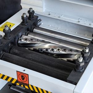 Pialla Monofacciale Industriale Leggera da 220V 2.2KW per Lavorazione del <span class=keywords><strong>Legno</strong></span>, Larghezza di Lavoro 30 <span class=keywords><strong>cm</strong></span> - Product Image 3