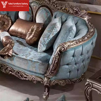 Ensemble de canapés classiques en bois massif brun antique de luxe pour salon, meubles élégants en tissu pour appartement, hôtel ou villa