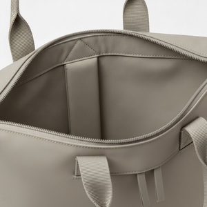 กระเป๋าโท้ท Pickleball Slim Matte Daily Tote 900D สำหรับใส่ไม้เทนนิสและไม้พาเดล  รับสกรีนโลโก้ ขายส่ง - Product Image 4
