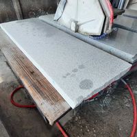 Granite naturel, type dalle, vente en gros chinoise, panneaux décoratifs en pierre pour murs extérieurs sur mesure