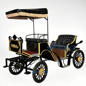 Carruaje Eléctrico sin Caballos de Lujo, Estilo Real, Negro y Dorado, para Paseos Turísticos, el Más Popular, en Venta - Product Image 1