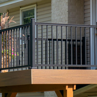 Système de garde-corps et de main courante en aluminium pour terrasse extérieure avec panneaux à piquets pour kit de clôture de sécurité pour porche avant et jardin