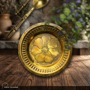 Plato Decorativo de Metal Grabado a Mano con Diseño de Plantas, Platos para Fiestas - Product Image 2