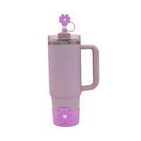 Base en silicone personnalisée de 40 oz pour gobelet Stanley et tasse - Base antidérapante protectrice avec embout pour paille, couvercle de qualité alimentaire