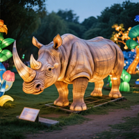 Lanternes de festival chinoises, lanternes géantes réalistes en forme de rhinocéros, spectacle de lumière pour les parcs d'attractions et les zoos en plein air, décoration commerciale