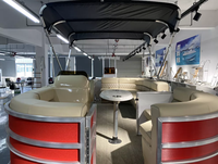 Bateau à ponton en aluminium soudé de luxe de 19 pieds (5,8 m) avec couverture, nouveau design personnalisé pour les fêtes de famille