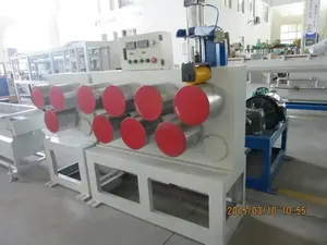 China Made PET Fußball Rasen Kunstrasen Matte Teppich Rasen herstellung Maschine Produktions linie Extruder Anlage Extrusion ausrüstung