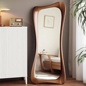 Specchio a Figura Intera Ondulato in Legno Stile Mid-Century Moderno, Specchio Irregolare da Parete per Arredamento Casa, Vendita all'Ingrosso - Product Image 1